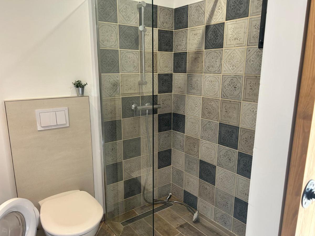 Charmant Studio Dans Villa - Jardin Privatif . La Seyne-sur-Mer Dış mekan fotoğraf